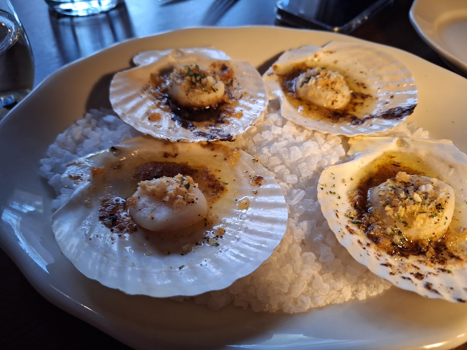 scallops at Common Cuts | Dining and Bar